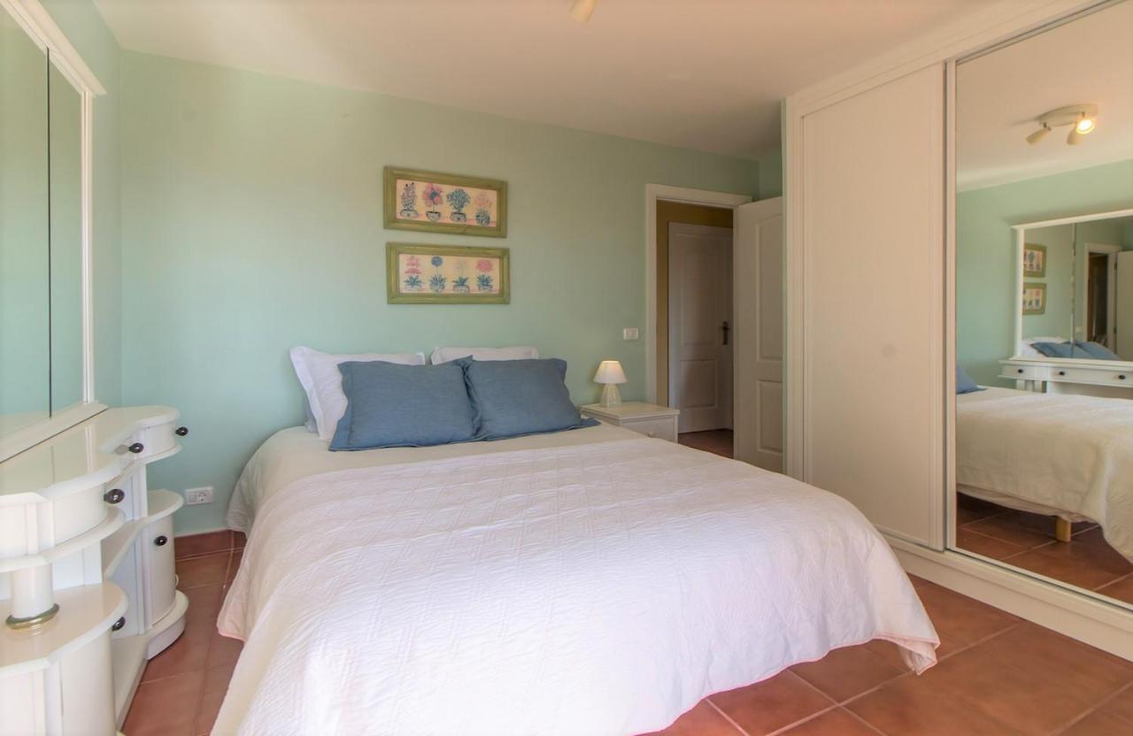 Villa In Protected Space In Front Of The Sea 로스 레알레호스 외부 사진