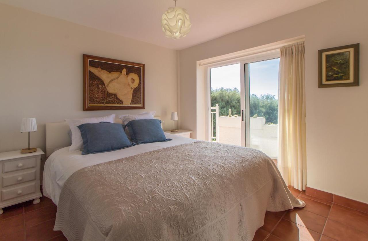 Villa In Protected Space In Front Of The Sea 로스 레알레호스 외부 사진